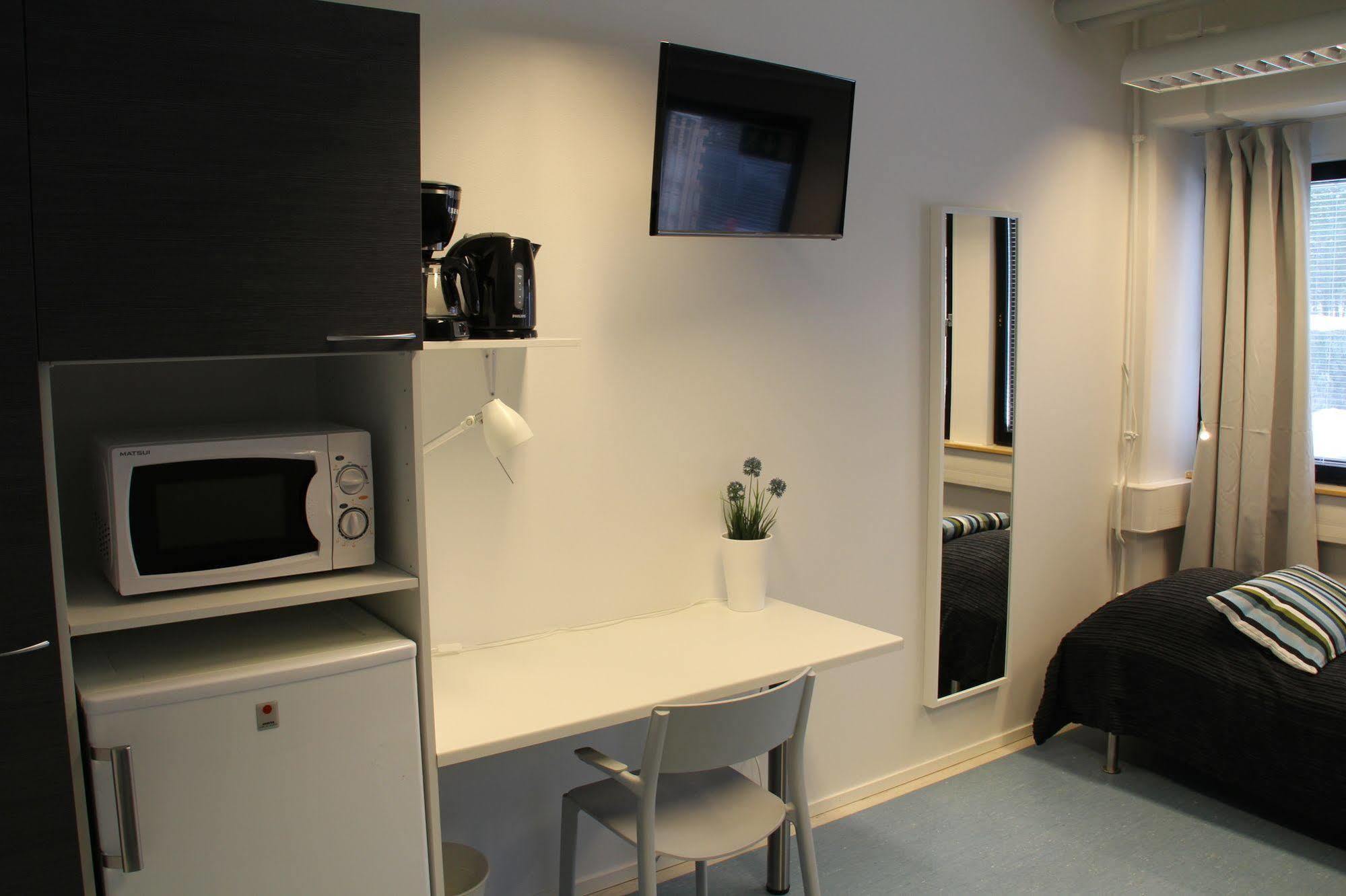 Forenom Hostel Vantaa Aviapolis Buitenkant foto